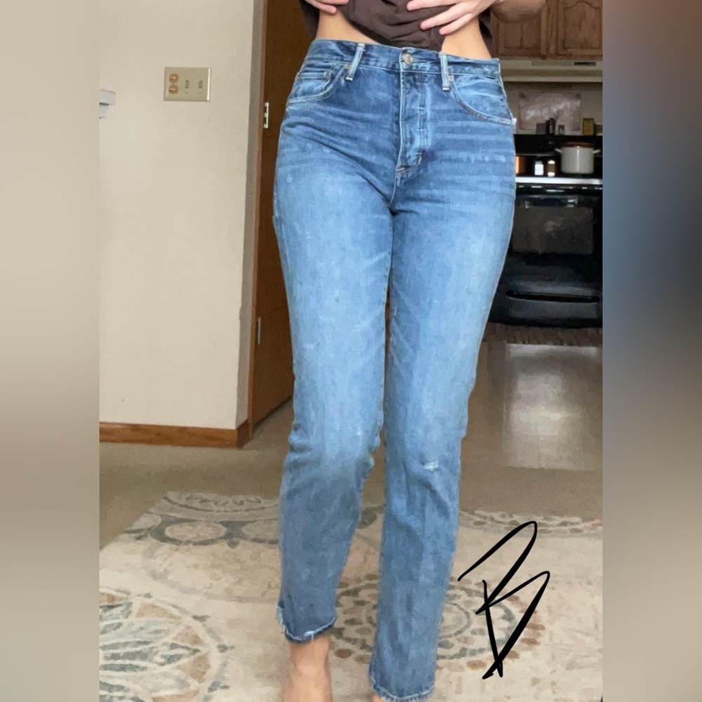 American Eagle Woman’s jeans